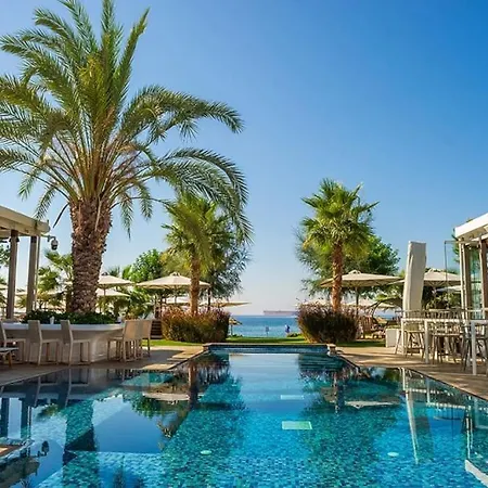 The View Penthouse Near Columbia Beach *