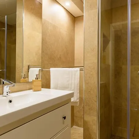 The View Penthouse Near Columbia Beach * Limassol